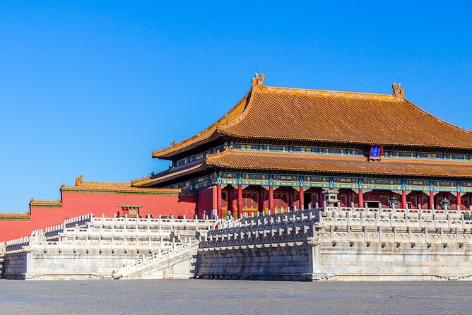 3-Day Beijing Tour Tai Chi, Peking Duck, Hotpot and Spa - 798 Art Zone: industrial Beijing turned creative