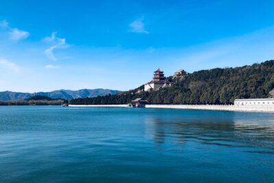 3-Day Private Tour of Incredible Beijing Highlights - Day 1: Tiananmen Square, Forbidden City, Hutong lunch, Lama Temple