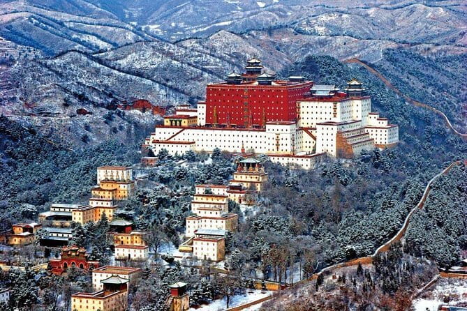 3-Hour Private Walking Tour including Monk Blessing Ceremony at Lama Temple - Wudaoying Hutong: old lanes with modern life