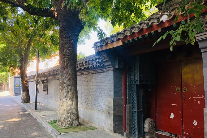 4-Hour Private Tour of Calligraphy Class, Hutong and Dumplings - Wandering hutongs after class: zigzag streets and street-level history