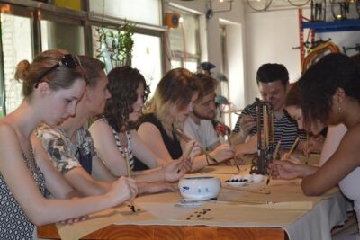 4-Hour Private Tour of Calligraphy Class, Hutong and Dumplings - The 1.5-hour calligraphy class with Richard: technique plus mindset