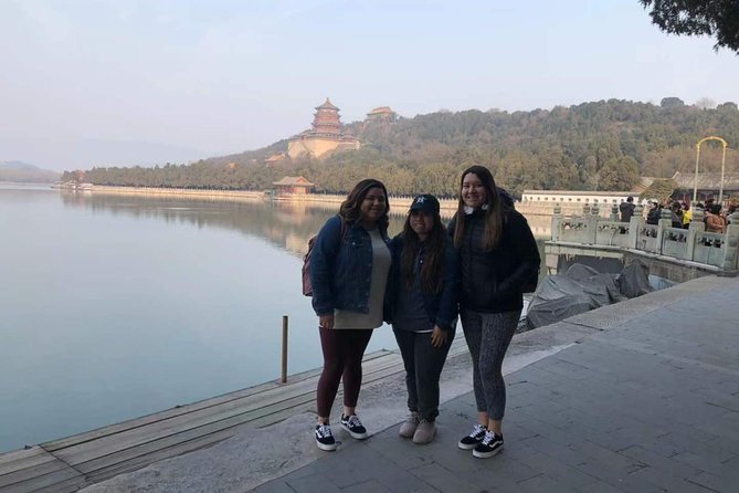 6-7 Hours Beijing Summer Palace and Forbidden City Layover Tour - Hotel pickup, private vehicle comfort, and the “meet-and-go” advantage