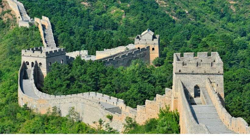 Beijing：Badaling Great Wall Tickets & Guided Tours - Picking the right Badaling experience: day tickets or the night show