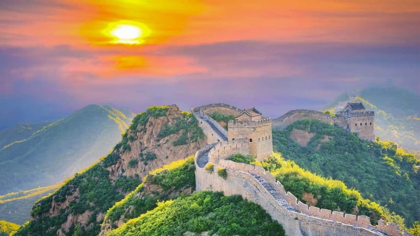 Beijing：Badaling Night Great Wall Ticket, Tour & Show - The 7:20 PM light show plus performances: how the timing works