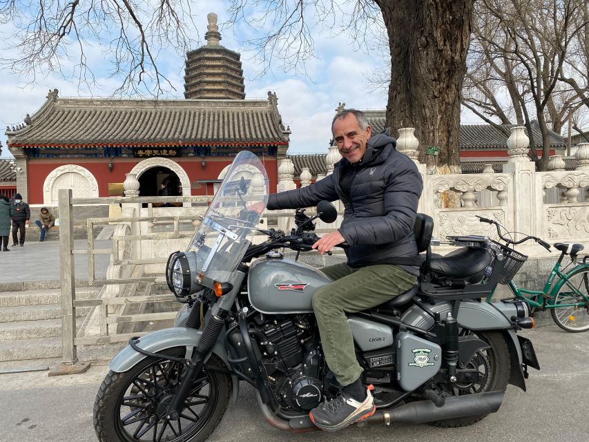 Beijing: 4 hours Discover City by Sidecar - Houhai Pass-By: A Breathing Space Before the Hutongs