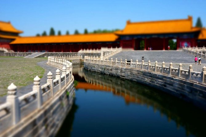 Beijing Essential Full-Day Tour including Great Wall at Badaling, Forbidden City and Tiananmen Square - Guide Quality and Group Pace: Names You Might Be Lucky to Get