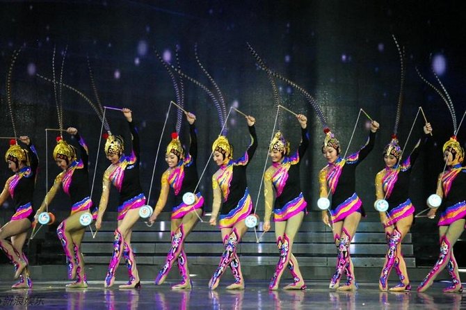 Beijing Evening Acrobatic Show in Red Theater + Private Transfer - Private transfer that actually helps: pickup, parking, and returning