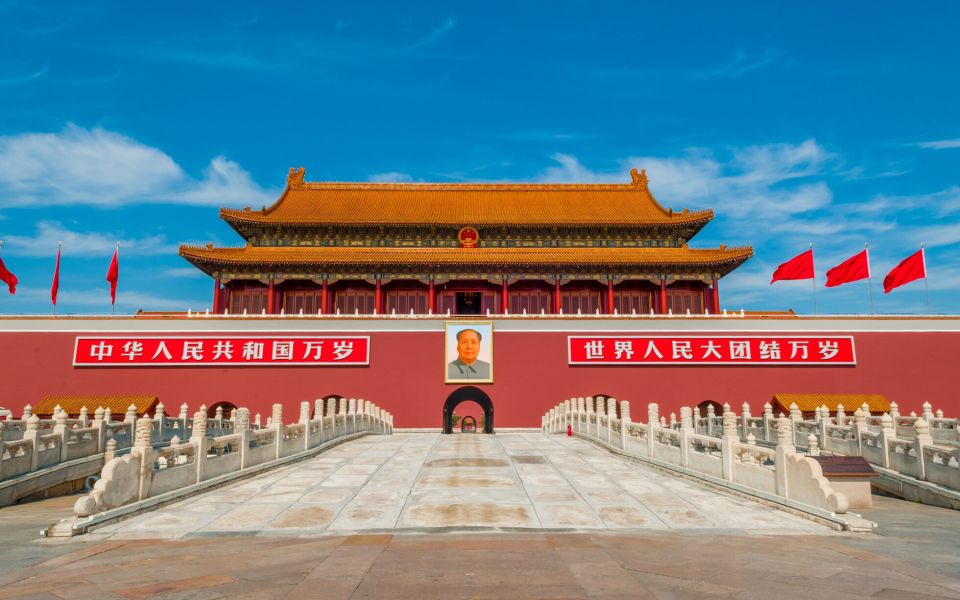 Beijing: Forbidden City Tour(Group/Private)-Tickets Included - Coal Hill Park viewpoint: the Ming-era story and skyline photos