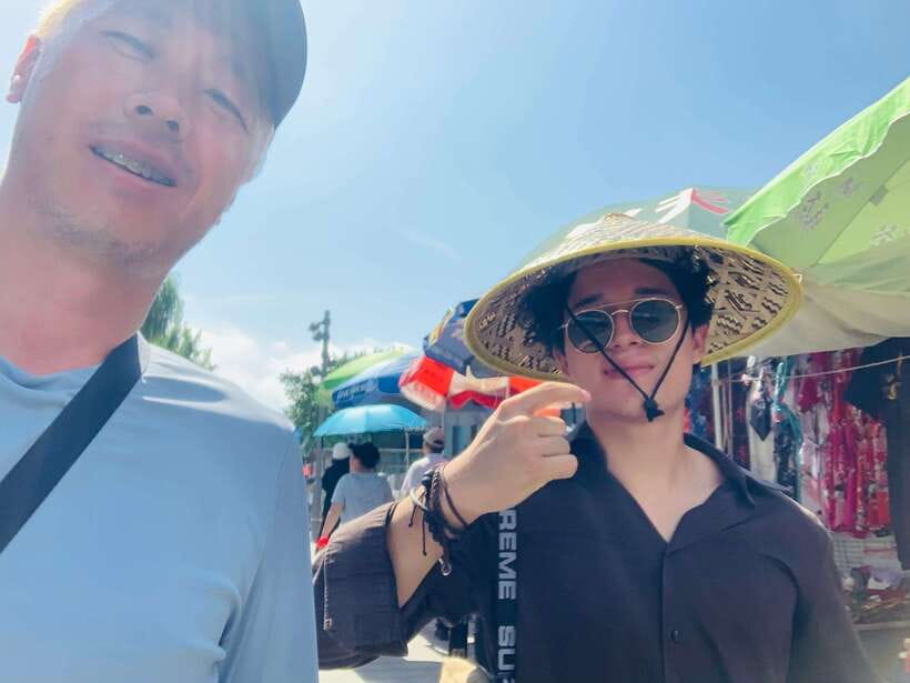 Beijing: Great Wall Layover Tour with a Native - Local Lunch or Dinner: The Stop You’ll Remember After the Wall