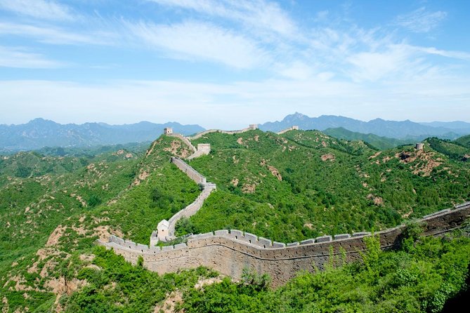 Beijing Gubei Water Town and Great Wall Day Trip - Why Simatai plus Gubei Water Town feels like a smarter Beijing escape