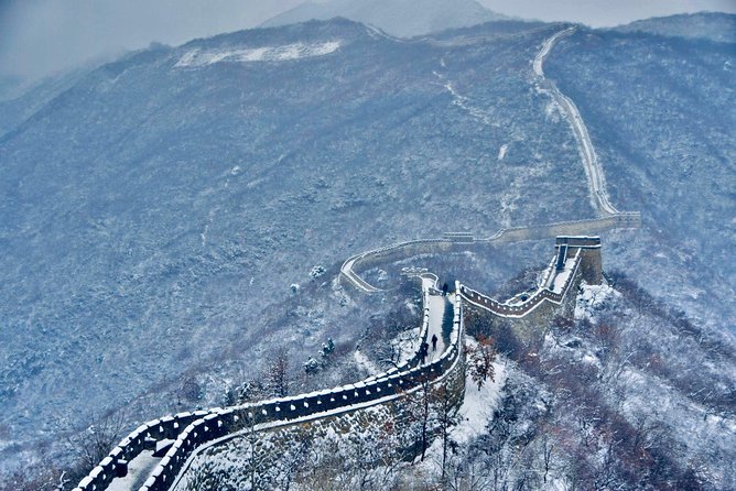 Beijing Gubei Water Town and Great Wall Day Trip - The guide advantage: English help that makes the route feel easy