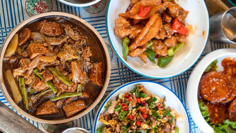 Beijing: Hidden Gems Guided Food Tour with Beer and Tastings - Quick hits before you go