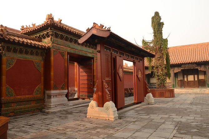 Beijing Historical Tour I - Forbidden City, Tiananmen Square & Temple of Heaven - Tiananmen Square: more than a photo stop
