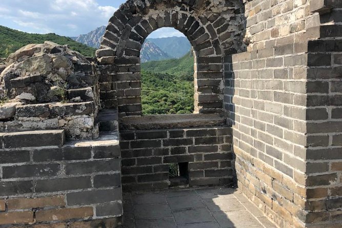 Beijing: Huanghuacheng Lakeside Great Wall Private Tour - Price and logistics: is $92 per person a fair deal?