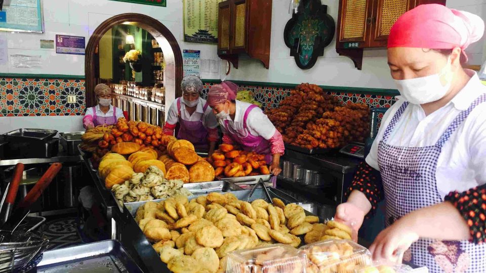 Beijing: Hutong Private Culinary Walking Tour - Key Hutong Food-Walk Takeaways