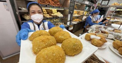 Beijing: Hutong Private Culinary Walking Tour - Private pickup and how the tour starts from your hotel
