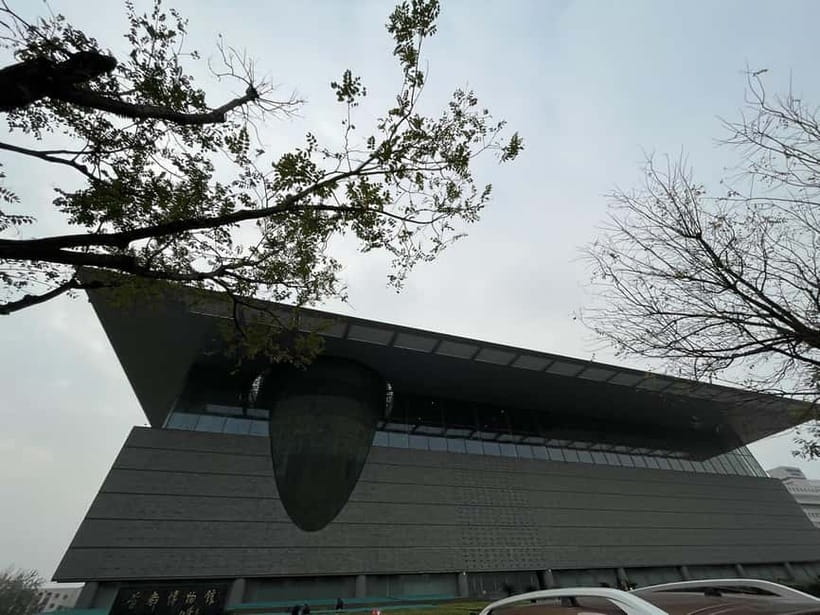 Beijing: Hutongs & Food & Culture Walking Tour - Starting Where It Makes Sense: Drum Tower, Capital Museum, or Shichahai