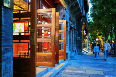 Beijing: Lama Temple E-Ticket or Full-Day Guided City Tour - Lama Temple Fast Entry: What Your Visit Feels Like