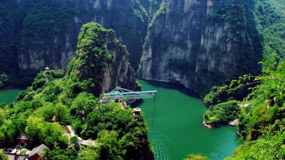 Beijing: Longqing Gorge, Ming Tombs & Lunch Private Day Tour - Quick reasons to book this private day tour