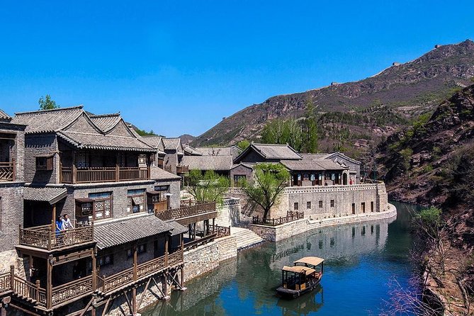 Beijing Mutianyu Great Wall Tour with Night View of Simatai and Gubei Water Town - How the private vehicle and guide changes your day