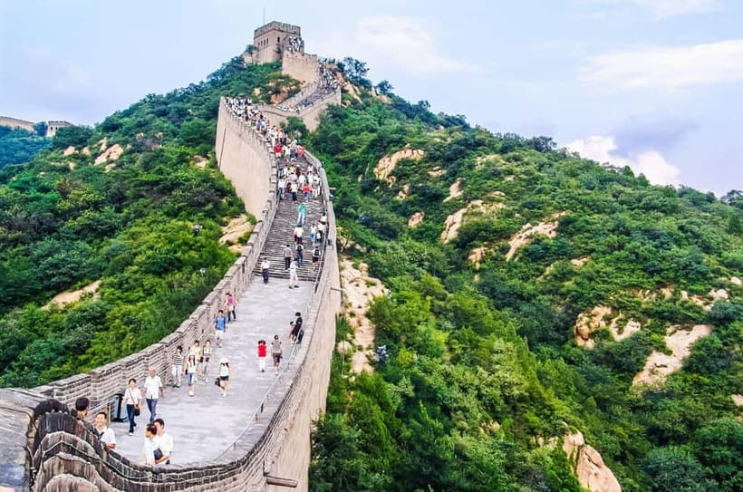 Beijing: Mutianyu Great Wall Tours–Tickets&Day/Night Options - XR shows, buffet lunches, and cultural extras: is it worth it?
