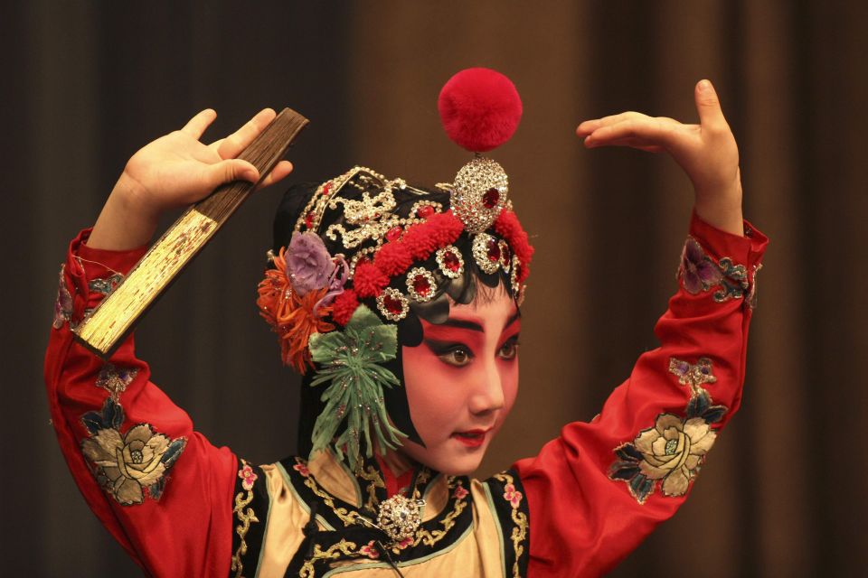 Beijing: Night Tour Of Peking Opera Show / Transfer - What You’re Actually Seeing: Peking Opera in Plain Terms
