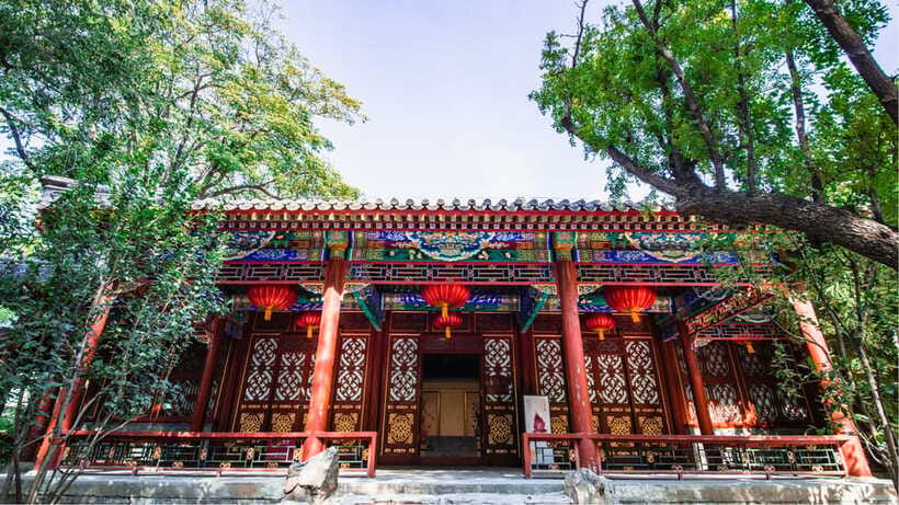 Beijing: Prince Kung's Palace Museum Ticket—Must-See Spot - Gardens and Feng Shui Water Features: The Calm Half of the Visit