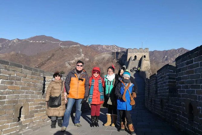 Beijing Private Layover Transfer: Great Wall+City Attraction - Hutong tour around Shichaihai and Nanluoguxiang