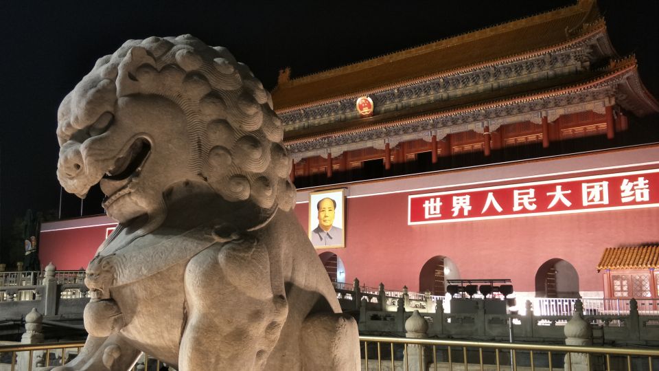 Beijing: Private Sightseeing Nighttime Tour with Transfer - Hotel pickup, clean logistics, and why it affects your night photos