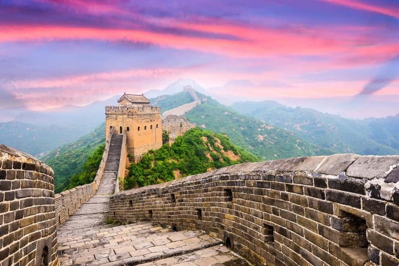 Beijing: Private Tour to Great Wall & POPLand Labubu Home - Choosing Between Mutianyu Daytime and Badaling Night: Picking Your Best Day