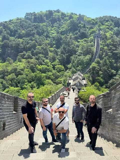 Beijing: private transfer to Great Wall from airport/hotel - Driver Support, Language, and Ticket/Shuttle Options