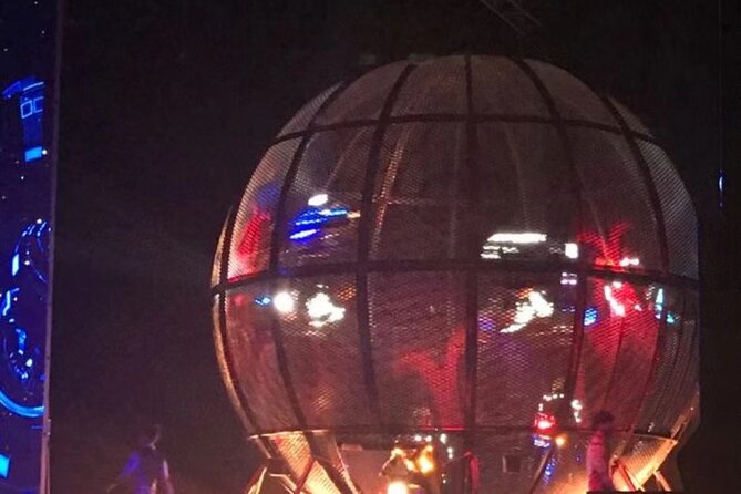 Beijing Red Theater Acrobatic Show with Private Transfer Service - The ride back: no wandering after the finale