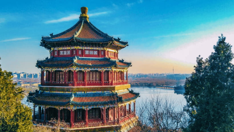 Beijing: Summer Palace Admission Ticket and eGuide - Your Route on Foot: The First Views of Kunming Lake and Longevity Hill