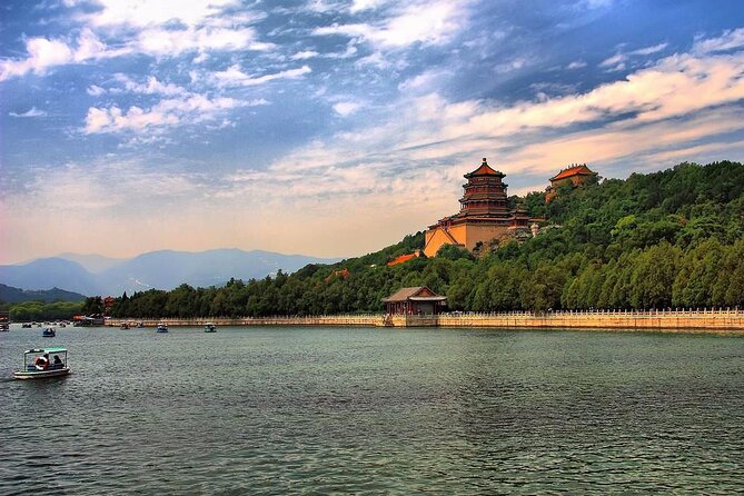 Beijing Summer Palace Entrance Ticket (with Optional Guided Service) - What you’ll do at the start: East Gate meet-up and first sights