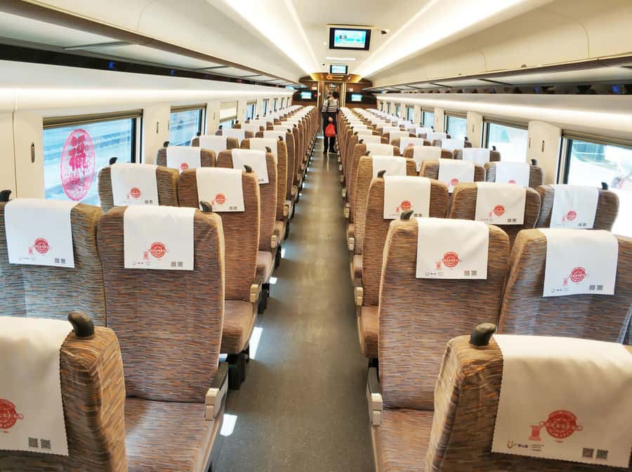 Beijing to Xi'an Terracotta Tour by Roundtrip Bullet Train - Getting to the Terracotta Area: Electric Car Time