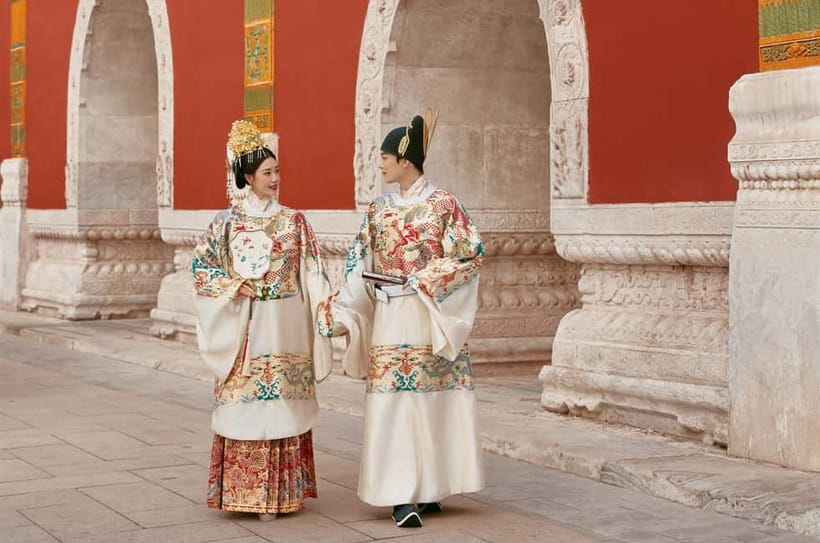Beijing Traditional Hanfu Experience & Photoshoot for Groups - Costume selection and prep: where your photos start to look right