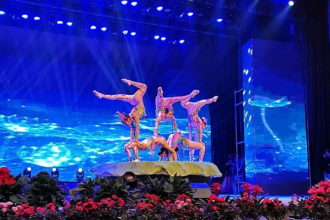 Beijing Traditional Hot Pot Dinner and VIP seated Acrobatic show - Key highlights that make this tour worth your attention