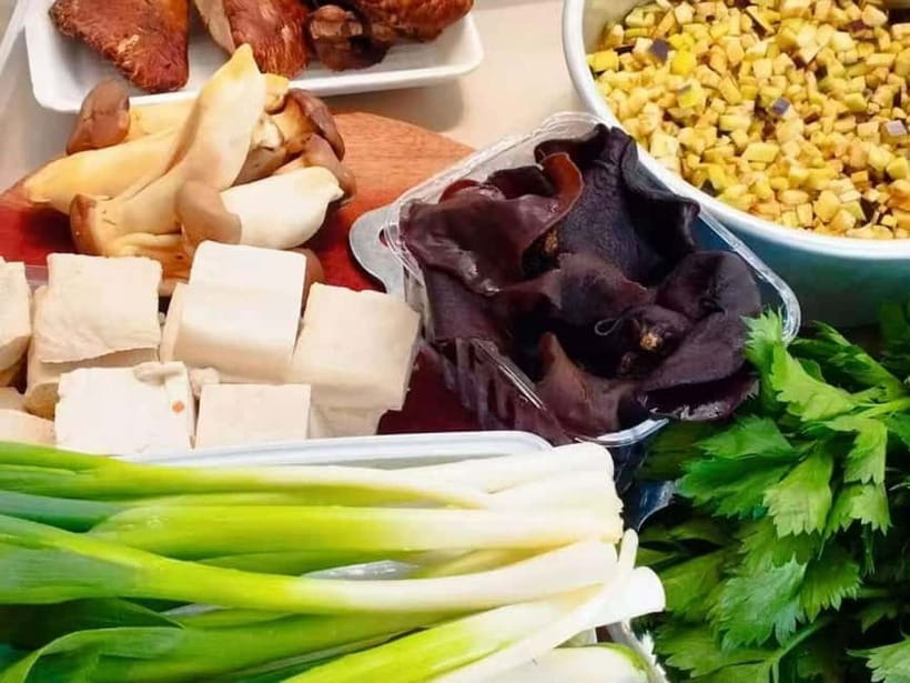 Beijing: Vegan Home Cooking & Local Market Tour with Sanxia - A Home Kitchen Start Near Tuqiao Subway Station