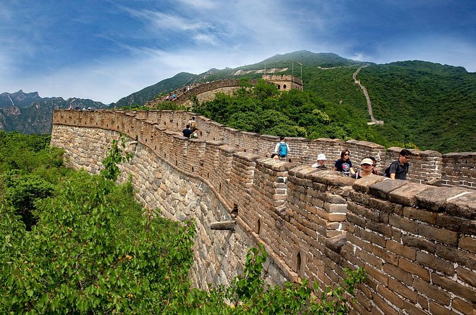 BusDa-Forbidden City&Mutianyu Great Wall Small Group Day Tour - Guide quality and what to expect from the storytelling