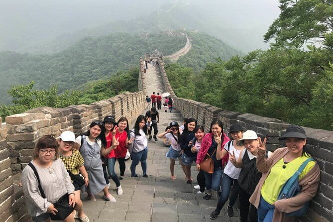 BusDa-Mutianyu Great Wall Sightseeing Full-day Bus Tours - BusDa logistics: a simple way to get there and back