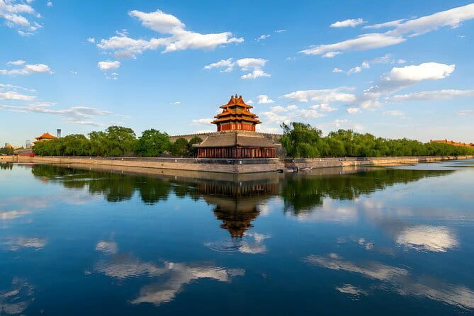 BusDa-Private Day Tours: Forbidden City & Mutianyu Great Wall - What to bring and how to pace yourself on the wall