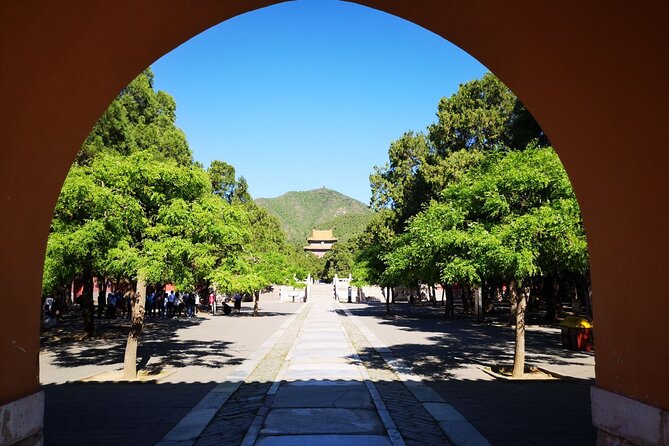 BusDa- Private Tour: Mutianyu Great Wall &Ming Tombs(Chang Ling) - Mutianyu and Changling: the one-day Beijing combo that makes sense