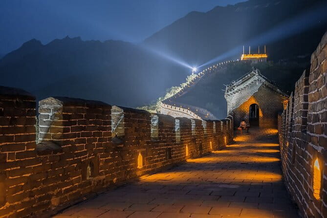 BusDa-Sunset Glow at Mutianyu Great Wall Night Bus Tour w/ Ticket - The timing: 3:30 pm departure + ~3.5 hours at the Wall