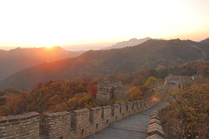 Early Bird Great Wall Private Tour with Chinese Breakfast from Beijing - The private car and hotel transfer: smooth, but know the math
