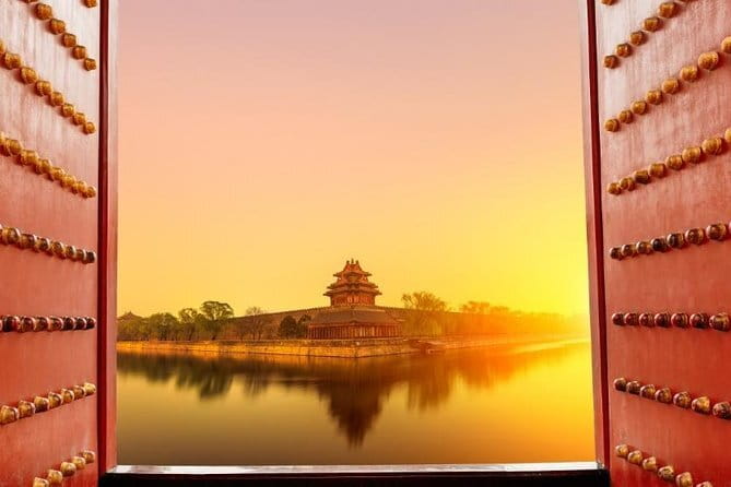 Full Day Guided Exploration of Beijing Badaling Great Wall - Price and logistics: what $114 includes, and the extras to plan for