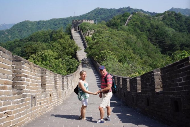 Great Wall with Forbidden City All Inclusive Private Tour - The lunch stop: real food, real timing, and a set budget