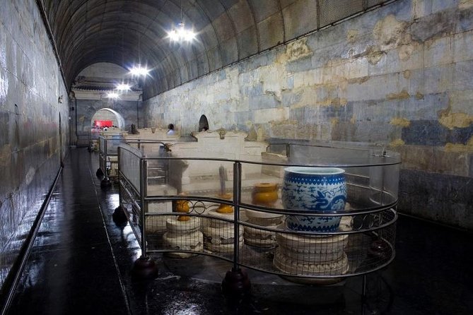 Half Day Tour to Ming Tombs Underground Palace and Sacred Path from Beijing - Dingling Underground Palace: what you see 27 meters down