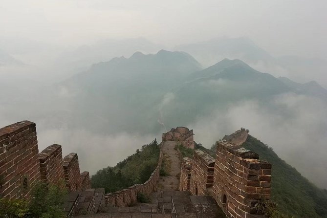 Huanghuacheng Great Wall & Ming Tombs w/ Sacred Way Private Tour - Lunch at a Local Chinese Restaurant: Simple, Included, and Customizable