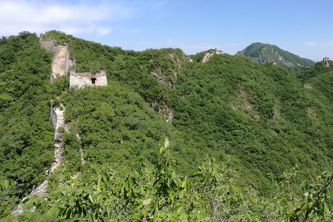 Jiankou Great Wall (To Mutianyu) Private Guided Day Tour - Mutianyu connection points: tickets, shuttle, and the ride options