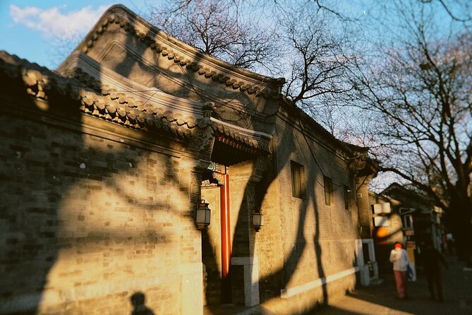 Lama Temple Tour with Tickets: Beijing's Hidden Mystical World - Inside Lama Temple: Buddha prayers, incense, lots, and consecrated accessories